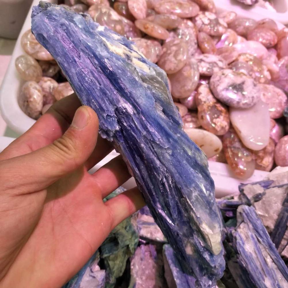 Natural rought Blue crystal Raw kyanite stones